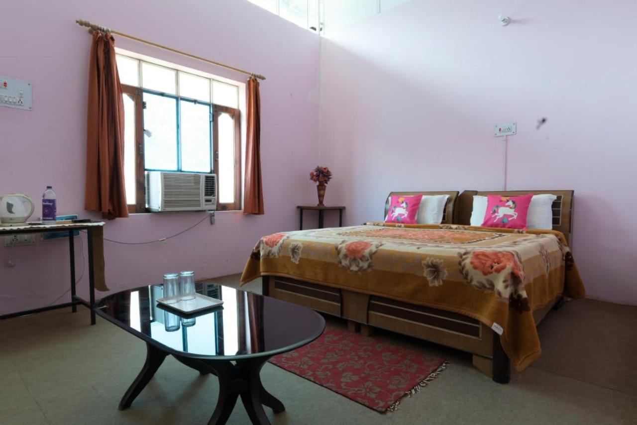 Myani Kalindi Nature Resort Lakhamandal מראה חיצוני תמונה